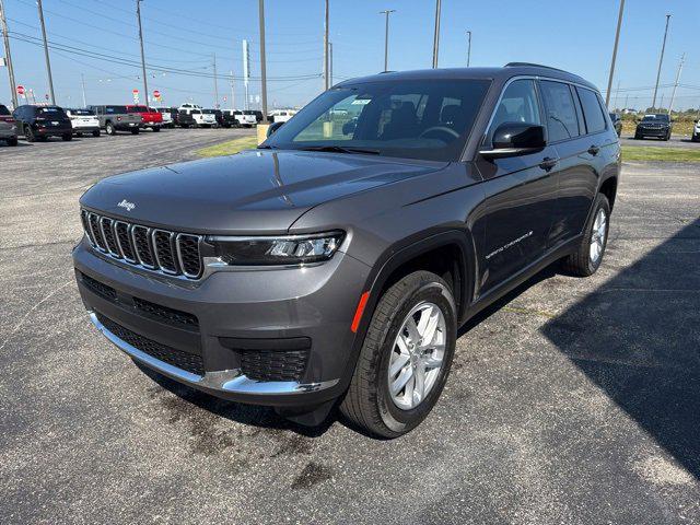 2025 Jeep Grand Cherokee GRAND CHEROKEE L LAREDO X 4X4
