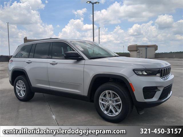 2025 Jeep Grand Cherokee GRAND CHEROKEE LAREDO X 4X2