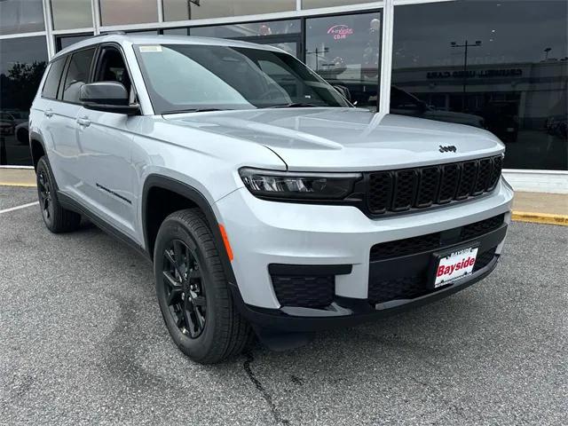 2025 Jeep Grand Cherokee GRAND CHEROKEE L ALTITUDE 4X4
