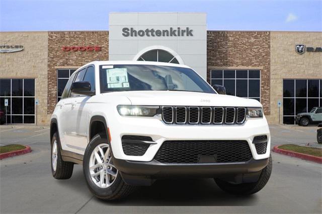 2025 Jeep Grand Cherokee GRAND CHEROKEE LAREDO X 4X2