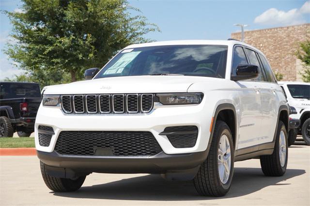 2025 Jeep Grand Cherokee GRAND CHEROKEE LAREDO X 4X2