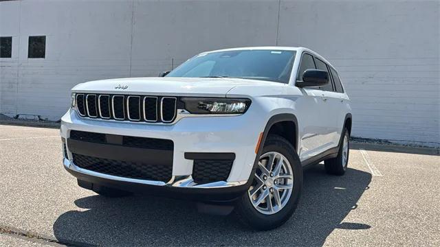 2025 Jeep Grand Cherokee GRAND CHEROKEE L LAREDO X 4X4