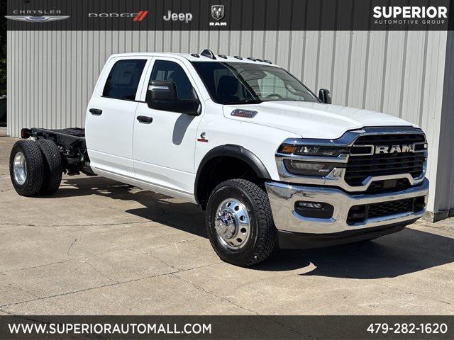2025 RAM Ram 3500 Chassis Cab RAM 3500 TRADESMAN CREW CAB CHASSIS 4X4 60 CA