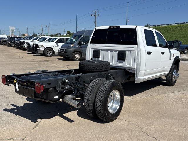 2025 RAM Ram 3500 Chassis Cab RAM 3500 TRADESMAN CREW CAB CHASSIS 4X4 60 CA