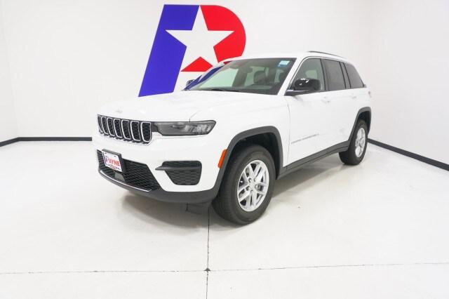 2025 Jeep Grand Cherokee GRAND CHEROKEE LAREDO X 4X2