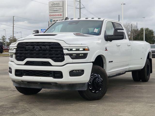 2025 RAM Ram 3500 RAM 3500 LIMITED CREW CAB 4X4 8 BOX