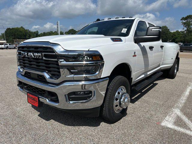 2025 RAM Ram 3500 RAM 3500 TRADESMAN CREW CAB 4X4 8 BOX