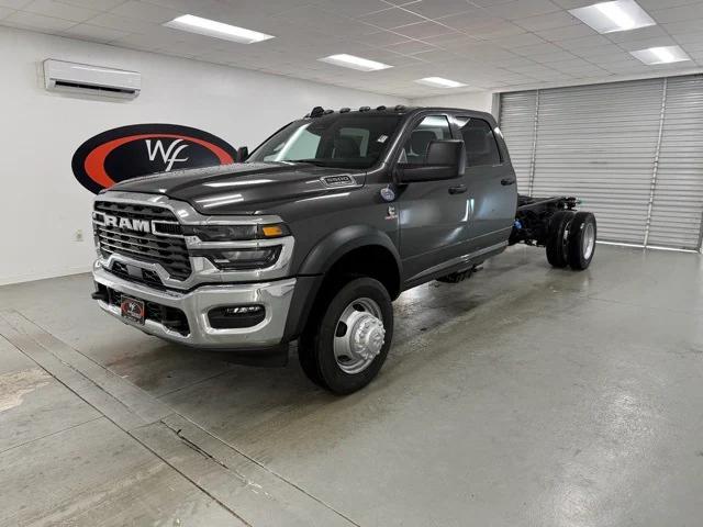 2025 RAM Ram 3500 Chassis Cab RAM 3500 TRADESMAN CREW CAB CHASSIS 4X4 60 CA