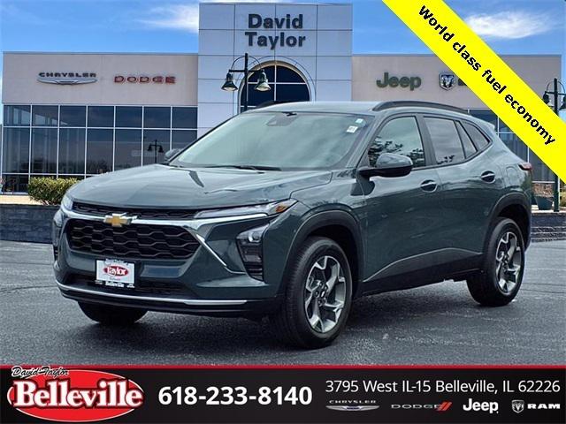 2025 Chevrolet Trax FWD LT