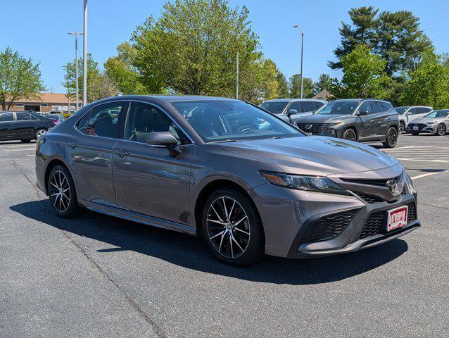 2021 Toyota Camry SE AWD