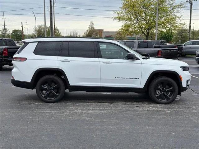 2025 Jeep Grand Cherokee GRAND CHEROKEE L LIMITED 4X4