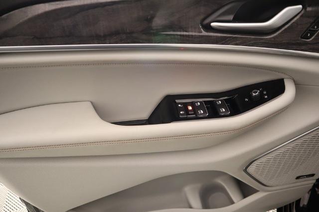 2023 Jeep Grand Cherokee L Overland 4x2