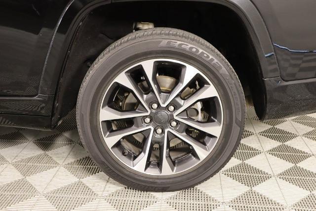 2023 Jeep Grand Cherokee L Overland 4x2