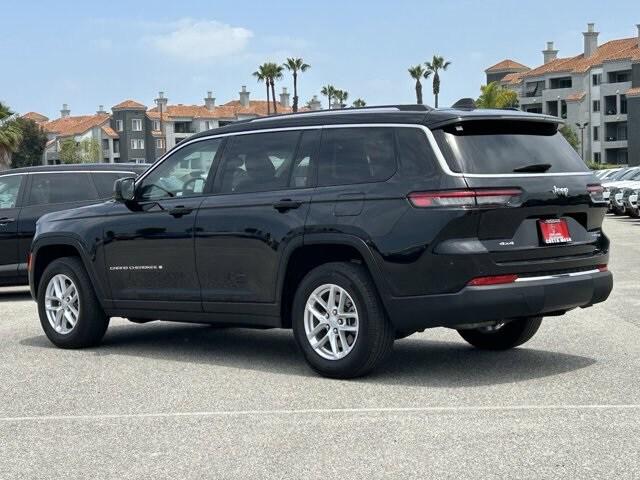 2023 Jeep Grand Cherokee L Laredo 4x4
