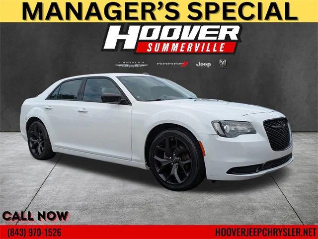 2022 Chrysler 300 Touring