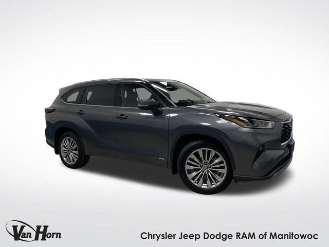 2024 Toyota Highlander Hybrid Platinum