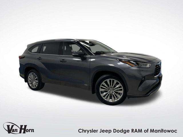 2024 Toyota Highlander Hybrid Platinum