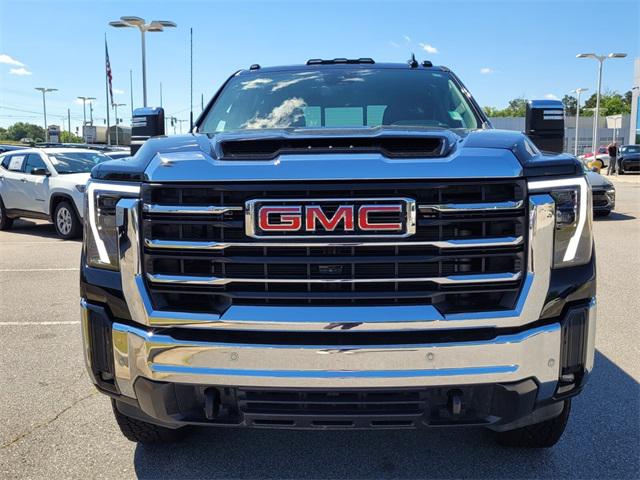 2025 GMC Sierra 2500HD 4WD Crew Cab Standard Bed SLT