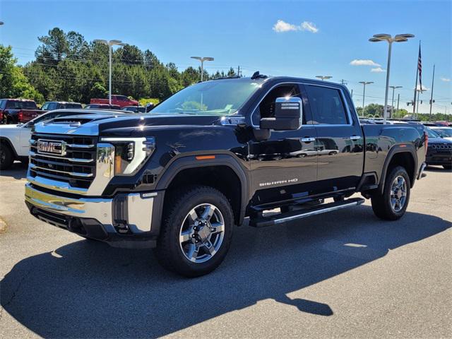 2025 GMC Sierra 2500HD 4WD Crew Cab Standard Bed SLT
