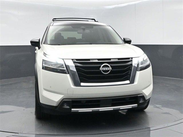 2022 Nissan Pathfinder SL 2WD