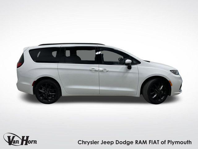 2023 Chrysler Pacifica Touring L AWD