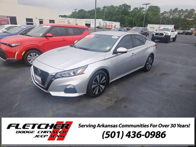 2022 Nissan Altima SV FWD