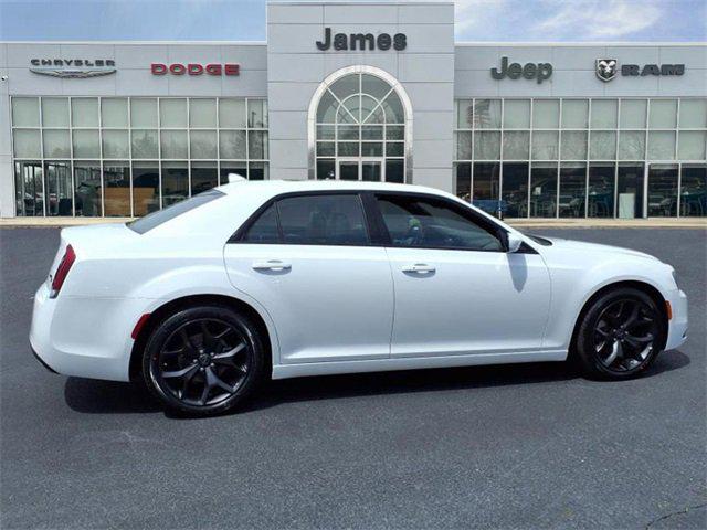 2023 Chrysler 300 300S
