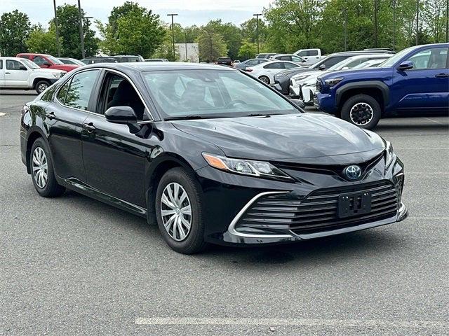 2022 Toyota Camry LE Hybrid