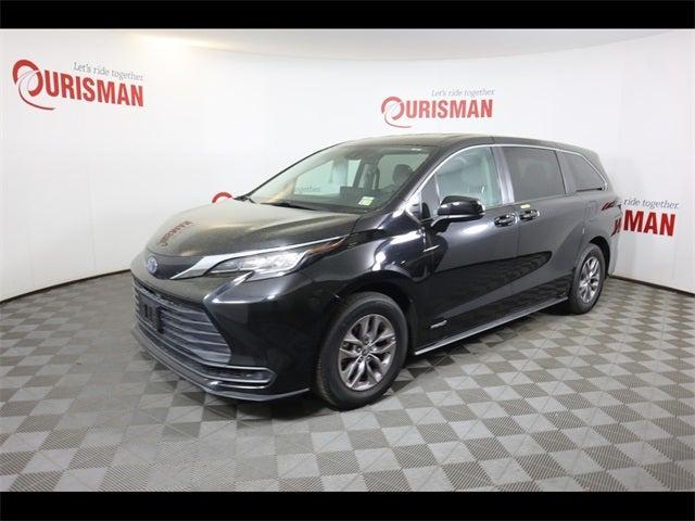 2021 Toyota Sienna LE