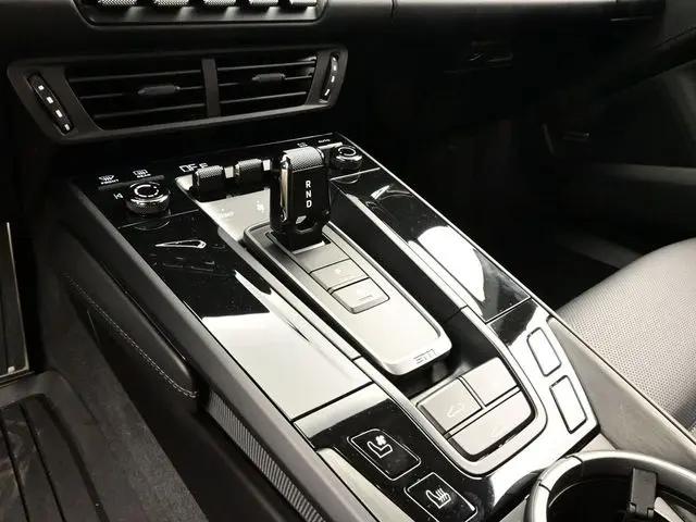 2025 Porsche 911 Carrera GTS
