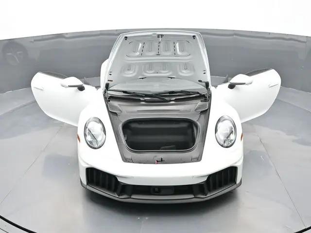 2025 Porsche 911 Carrera GTS