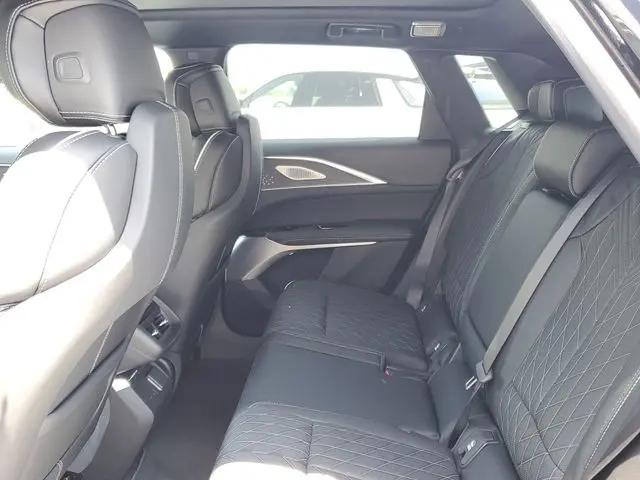 2026 Cadillac iQ V-Series w/1SM