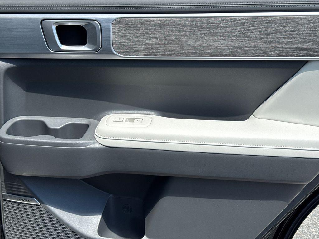 2025 Hyundai Santa Fe Calligraphy - Photo 17