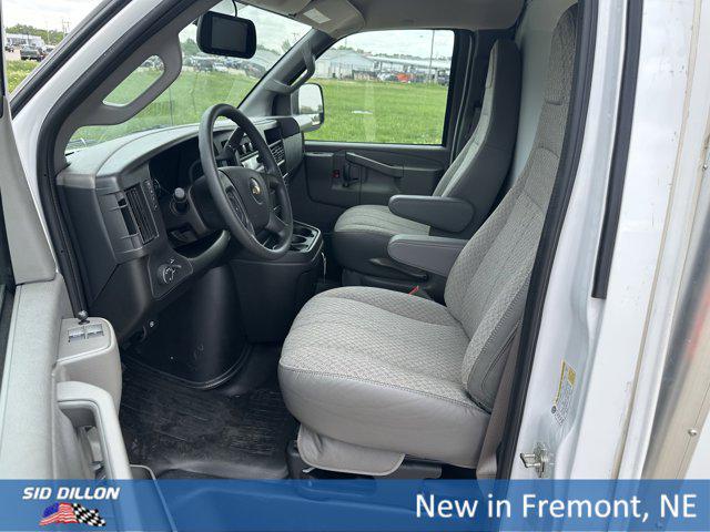 2025 Chevrolet Express Cutaway Work Van