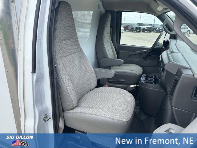 2025 Chevrolet Express Cutaway Work Van
