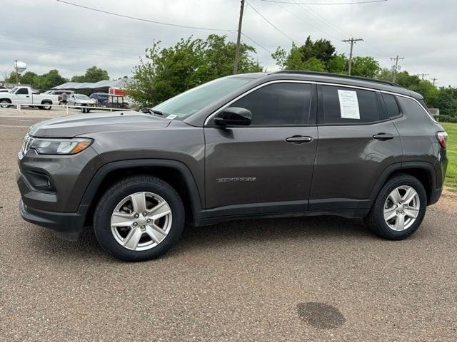2022 Jeep Compass Latitude FWD