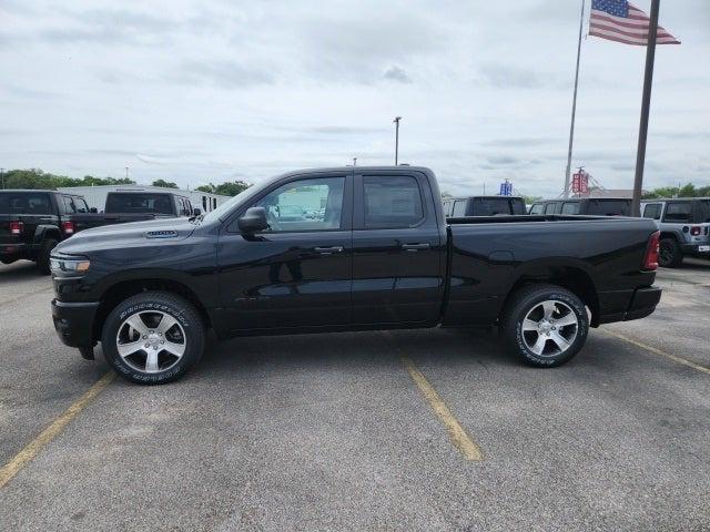 2025 RAM Ram 1500 RAM 1500 TRADESMAN QUAD CAB 4X2 64 BOX