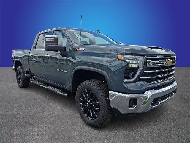 2025 Chevrolet Silverado 2500HD 4WD Crew Cab Standard Bed LTZ