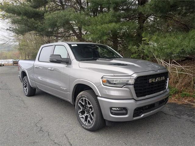 2025 RAM Ram 1500 RAM 1500 LARAMIE CREW CAB 4X4 64 BOX