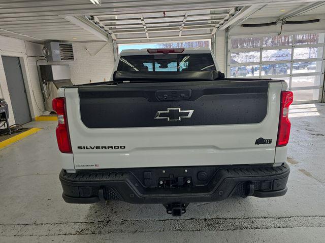 2023 Chevrolet Silverado 1500 4WD Crew Cab Short Bed ZR2