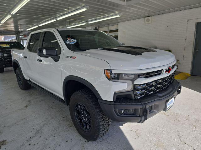 2023 Chevrolet Silverado 1500 4WD Crew Cab Short Bed ZR2