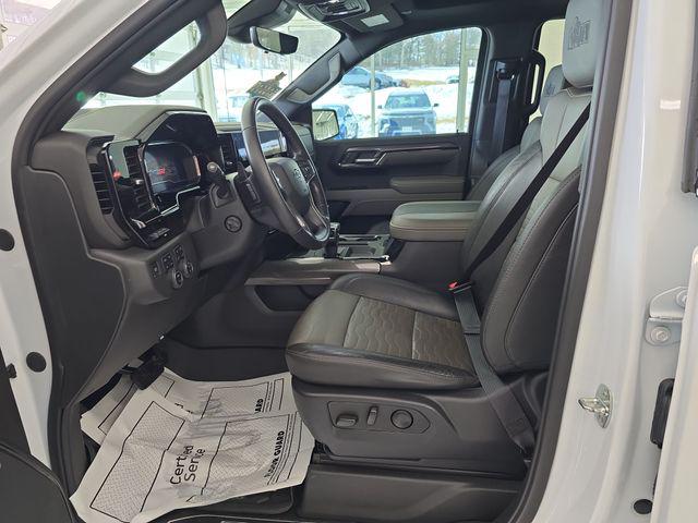 2023 Chevrolet Silverado 1500 4WD Crew Cab Short Bed ZR2