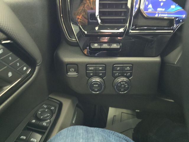 2023 Chevrolet Silverado 1500 4WD Crew Cab Short Bed ZR2