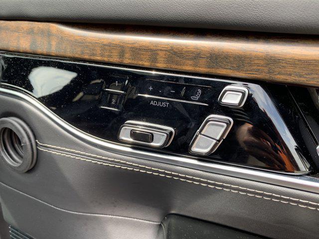 2022 Jeep Grand Wagoneer Series II 4x4