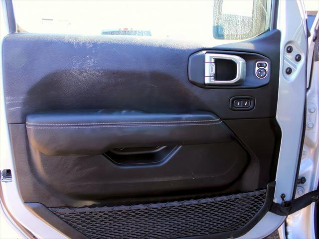 2023 Jeep Wrangler 4-Door Sahara