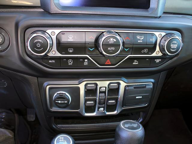 2023 Jeep Wrangler 4-Door Sahara