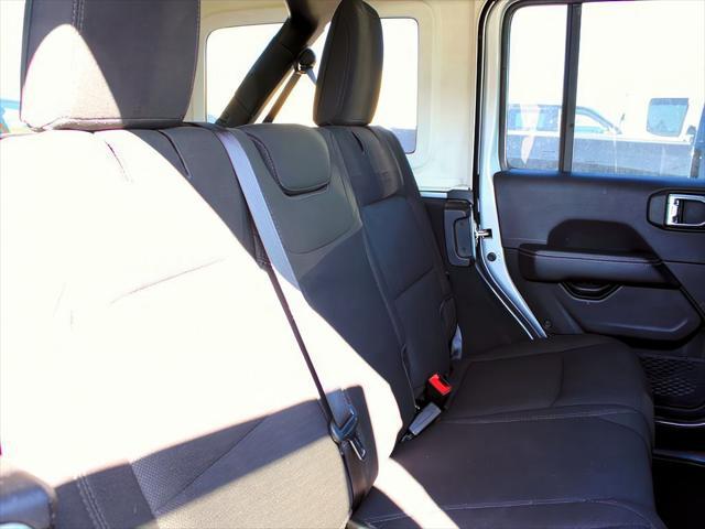 2023 Jeep Wrangler 4-Door Sahara