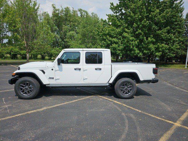 2025 Jeep Gladiator GLADIATOR SPORT S 4X4