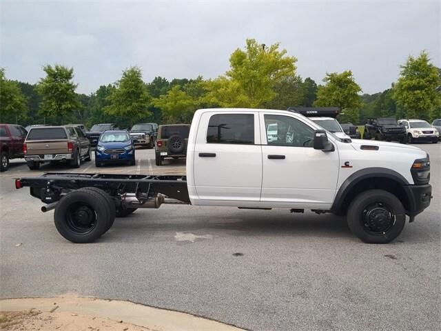 2025 RAM Ram 4500 Chassis Cab RAM 4500 TRADESMAN CHASSIS CREW CAB 4X4 60 CA