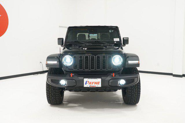 2025 Jeep Gladiator GLADIATOR RUBICON 4X4